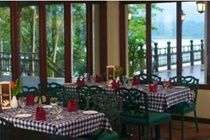 Lake Kenyir Hotel 3*